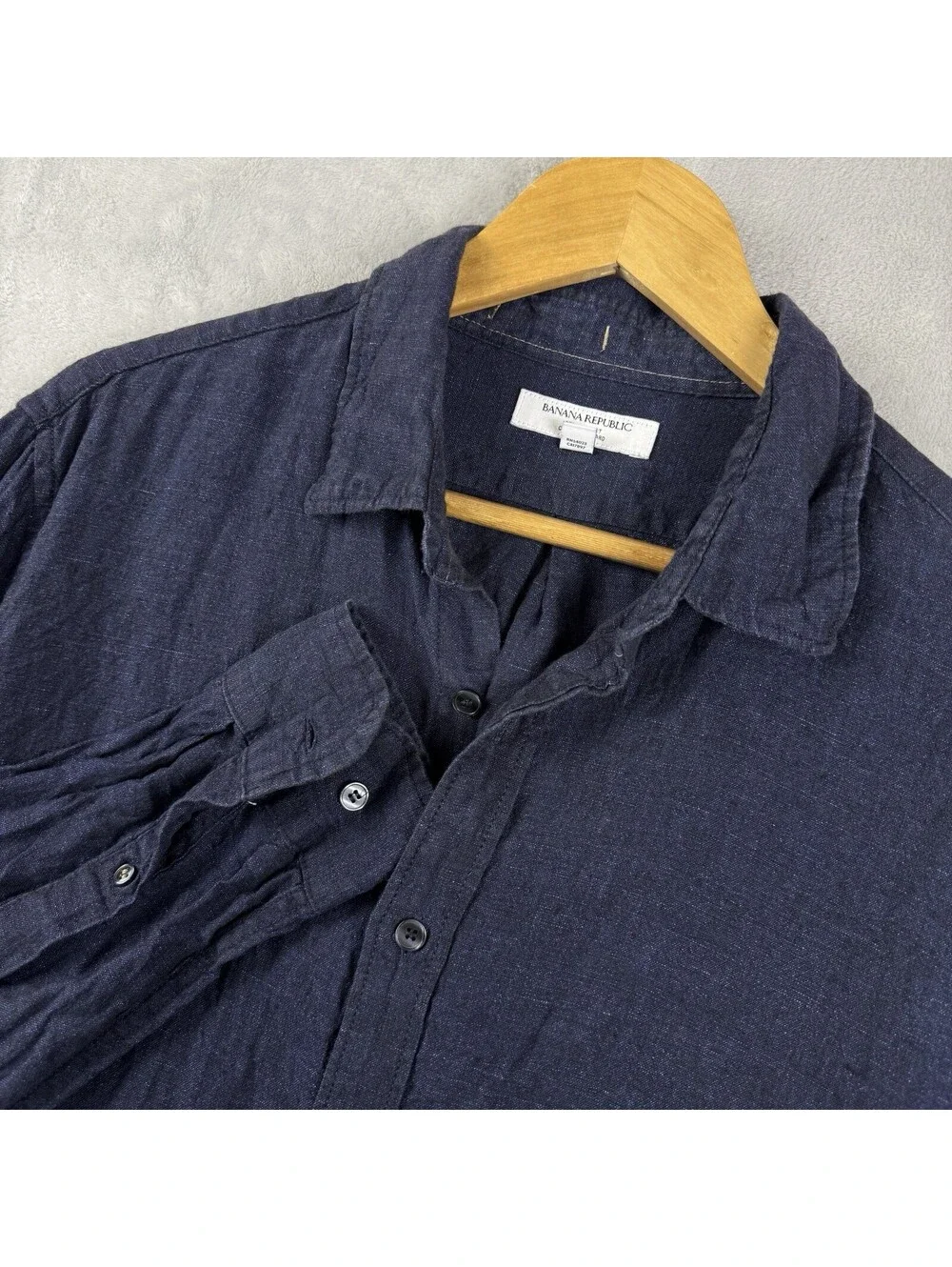 Banana Republic Men’s M Navy Linen Blend Standard Fit Long Sleeve Button Shirt